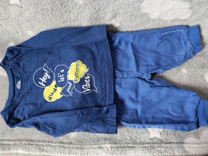 Ensemble 6 mois - photo numéro 2