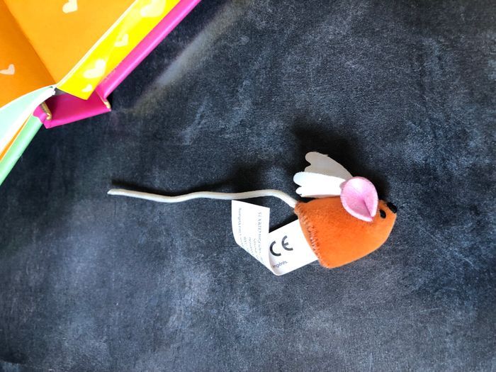 Livre la petite souris  plus figurine - photo numéro 4