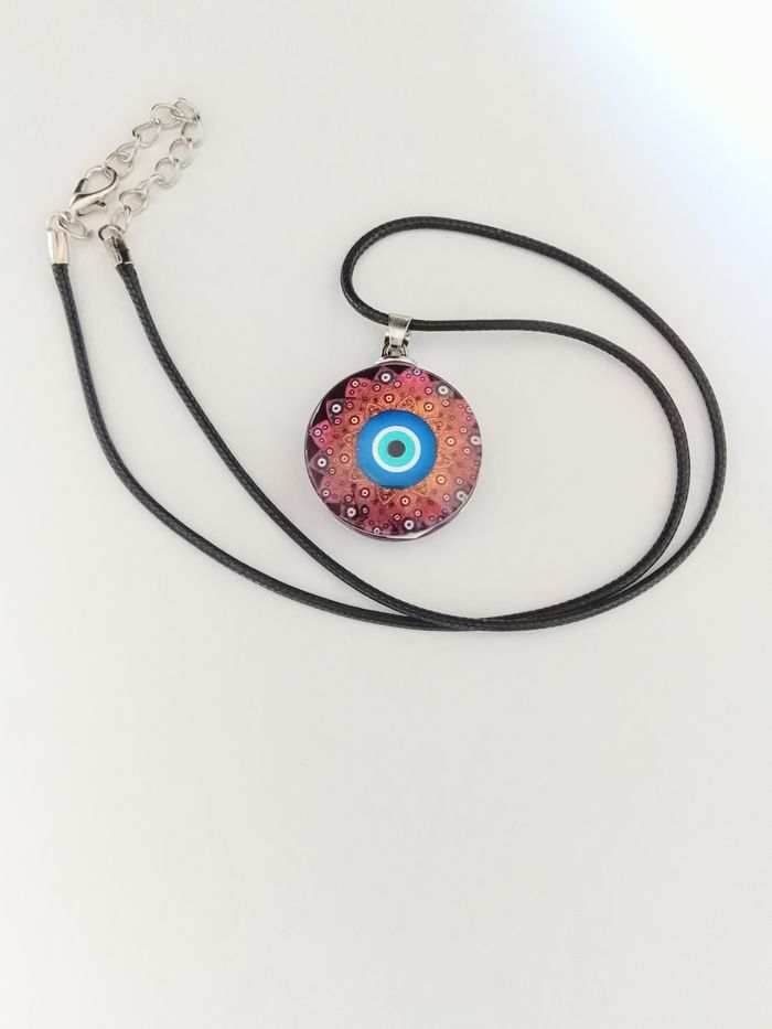 Collier corde de cire + pendentif celtique - photo numéro 2