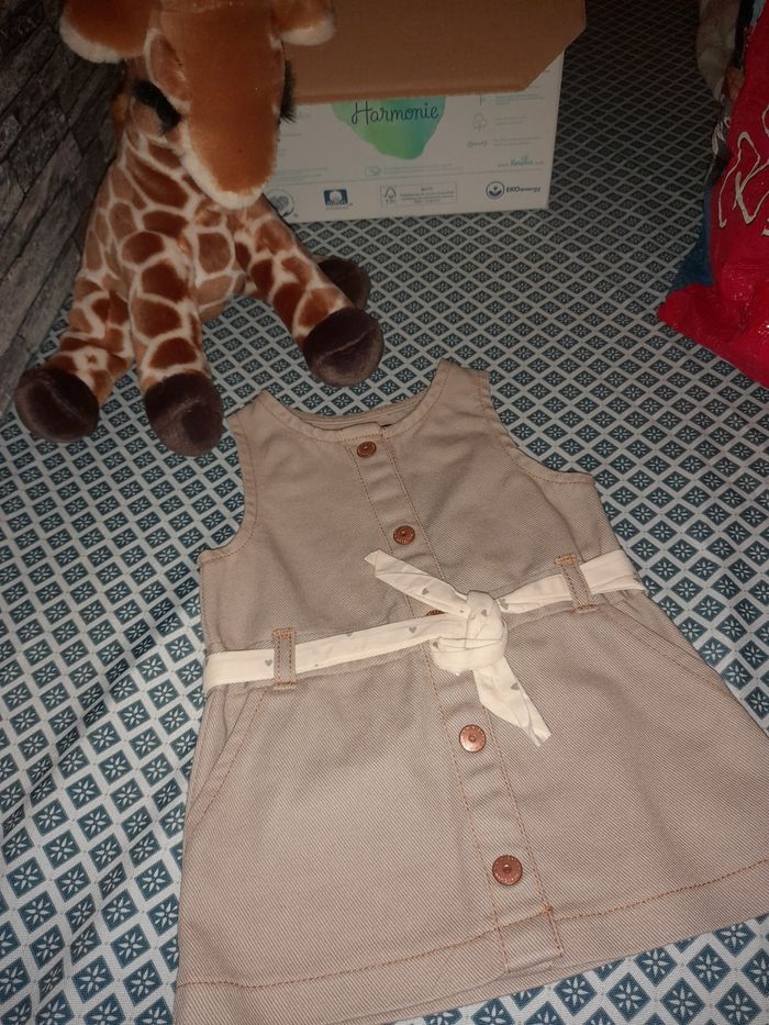 Robe en jean taille 3 mois - photo numéro 2