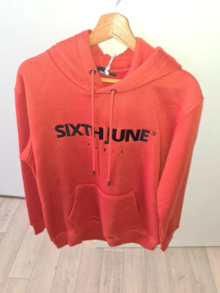 Pull à capuche