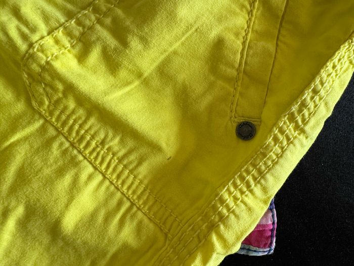 Lot 2 shorts 18 mois jaune et rayures roses - photo numéro 4
