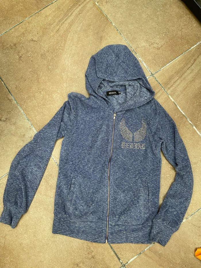 Gilet bleu chiné à capuche ailes argentées TS (n°44)