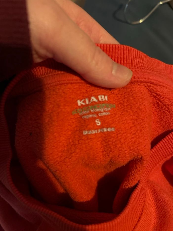 Pull Rouge. Tout en Douceur - photo numéro 3