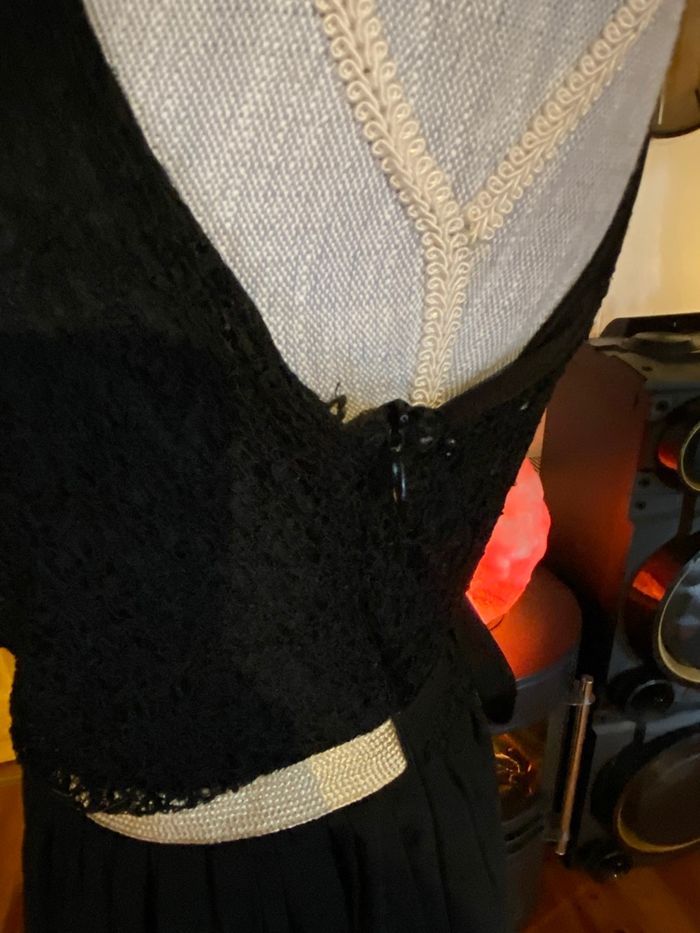 Robe longue noire et dorée LUSA Paris – Taille S/M - photo numéro 6