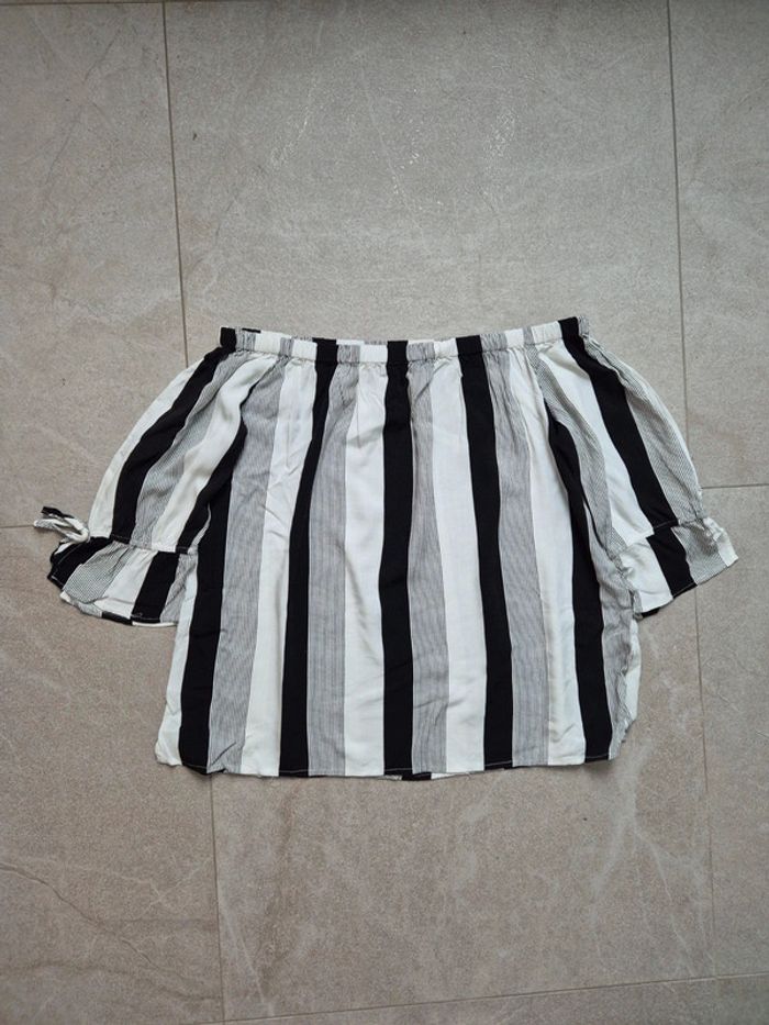 Blouse 3/4 épaules dénudées - photo numéro 2