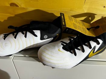 Chaussures de foot  Nike phantom