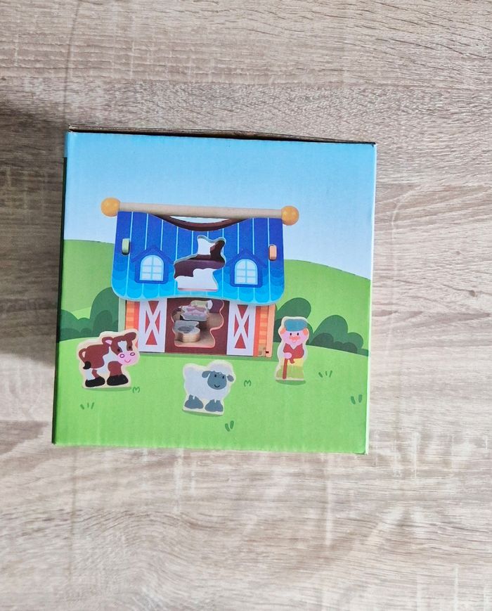 Maison Ferme en bois - Jeu d'éveil Formes et Animaux 18m+ - photo numéro 3