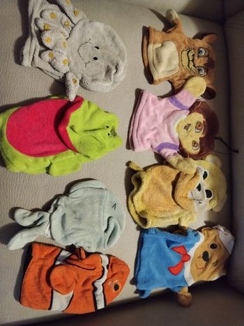 Lot 8 gants de toilette 