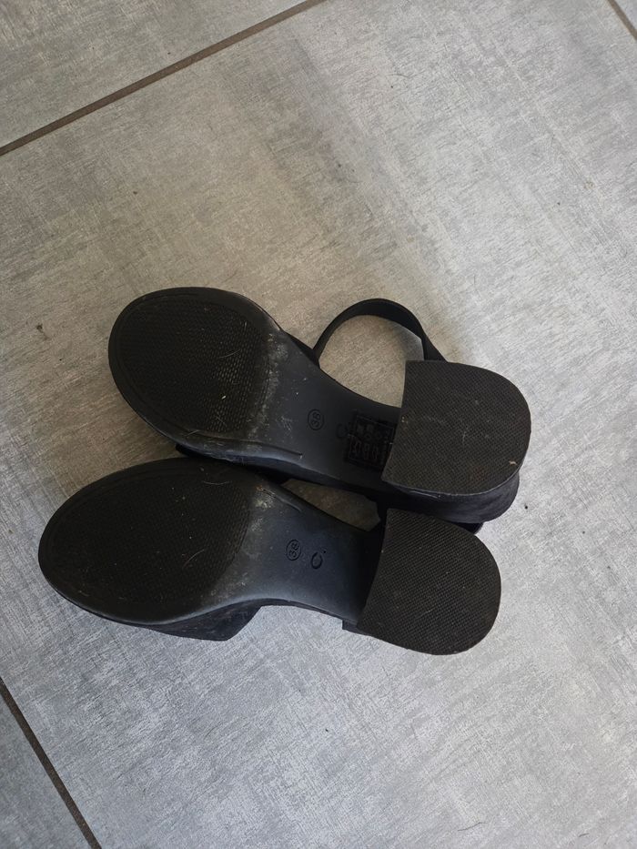 Chaussures - photo numéro 3