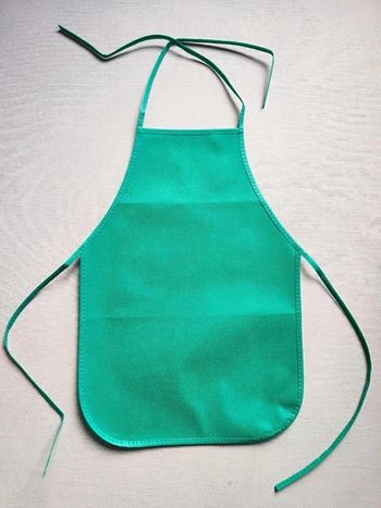 Tablier enfant imperméable vert