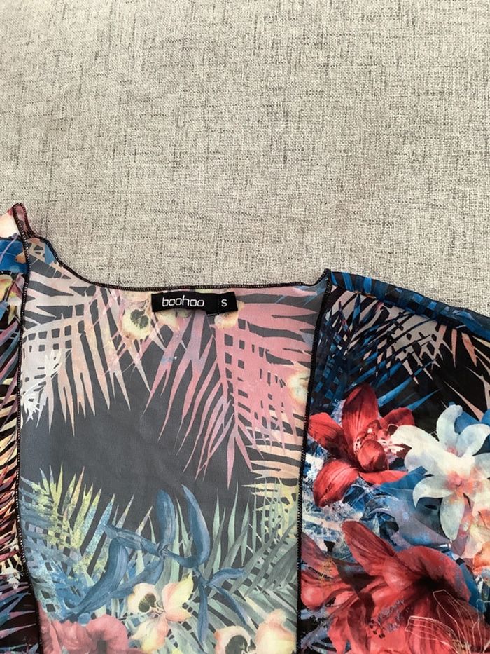 Haut boohoo - photo numéro 3