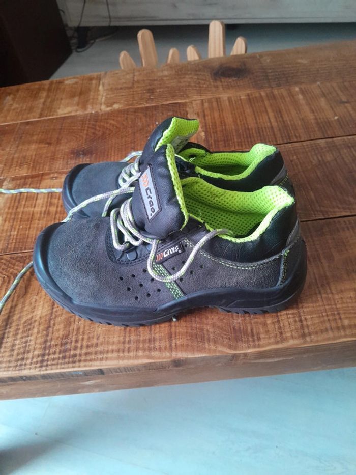 Chaussures de sécurité neuves Cras taille 36 - photo numéro 3