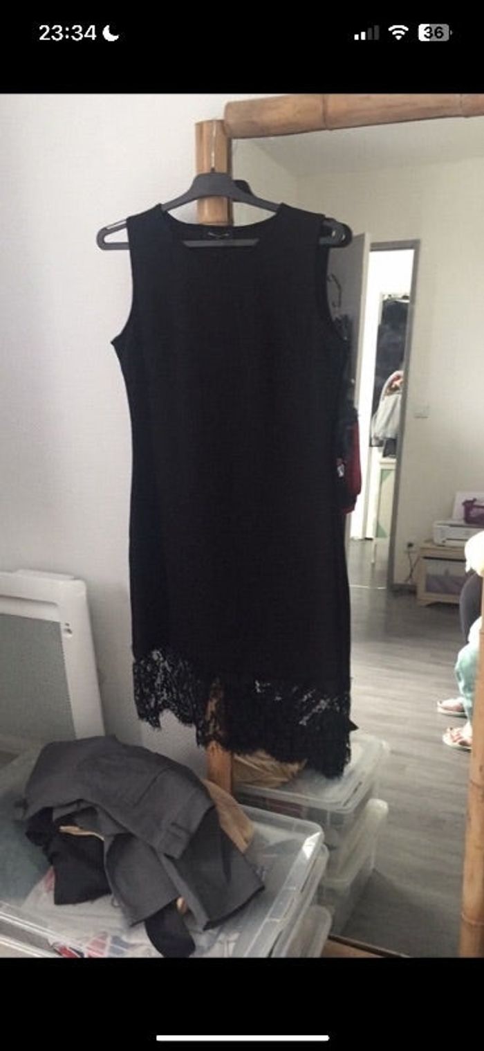 Robe noir