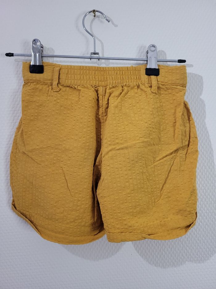 Short moutarde - photo numéro 2