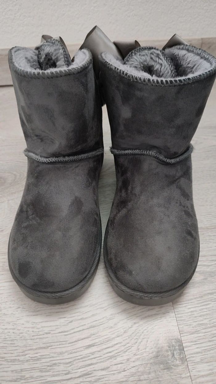 Boots grise T32 - photo numéro 2