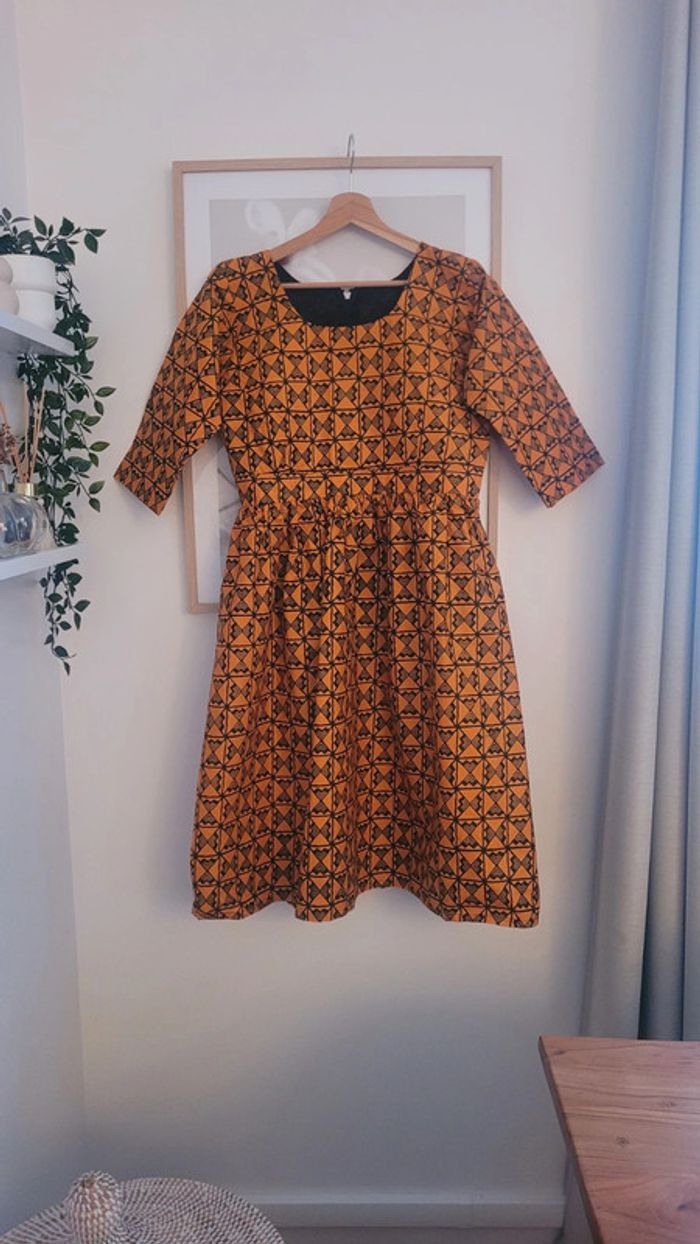 Robe mi-longue en wax - photo numéro 5