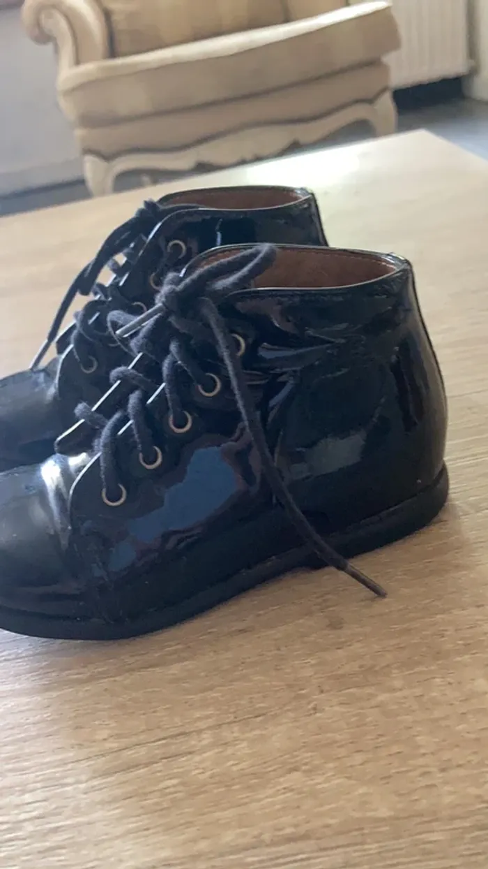 Chaussure - photo numéro 2