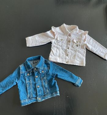 2 vestes en jeans 12 mois