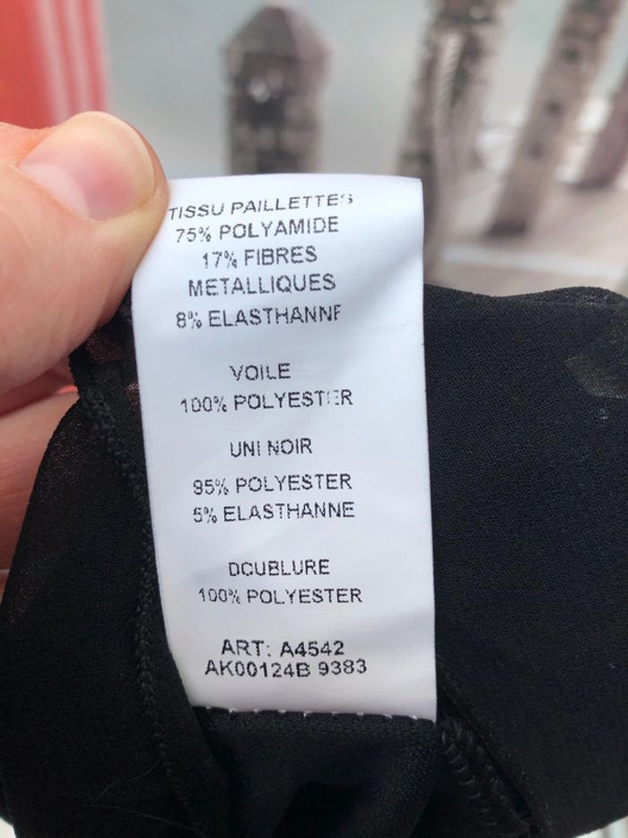Top noir taille 4 neuf - photo numéro 6