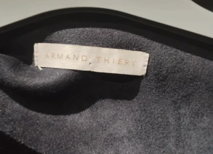 Veste style daim suédine bleu marine Armand Thiery T42 - Excellent état - photo numéro 4