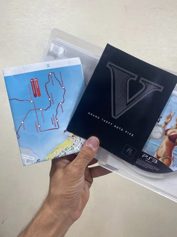 🎮 Jeu PS3 – Grand Theft Auto V (GTA V)  Version française complète - photo numéro 4