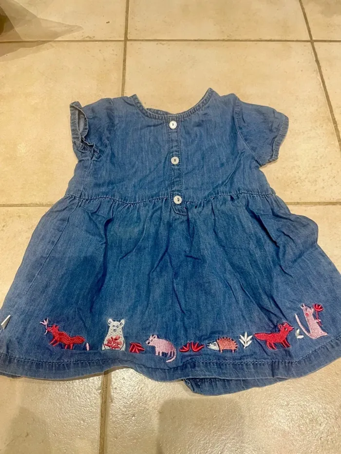 Robe 9 mois