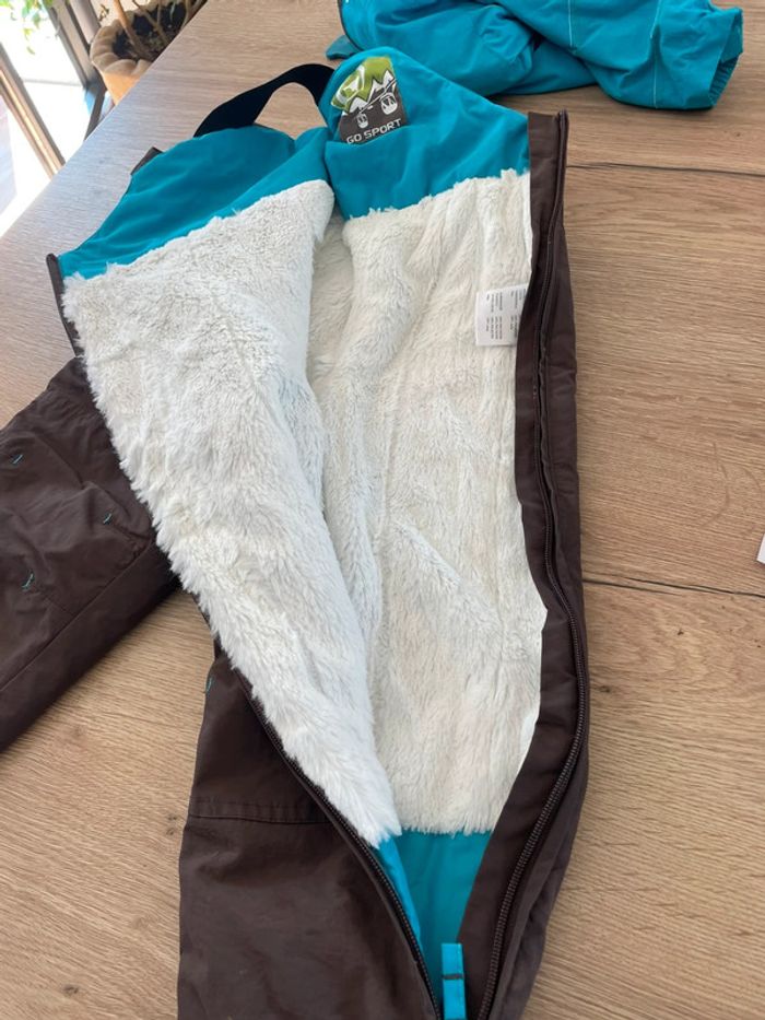Ensemble salopette+manteau+moufles ski 3 ans - photo numéro 19