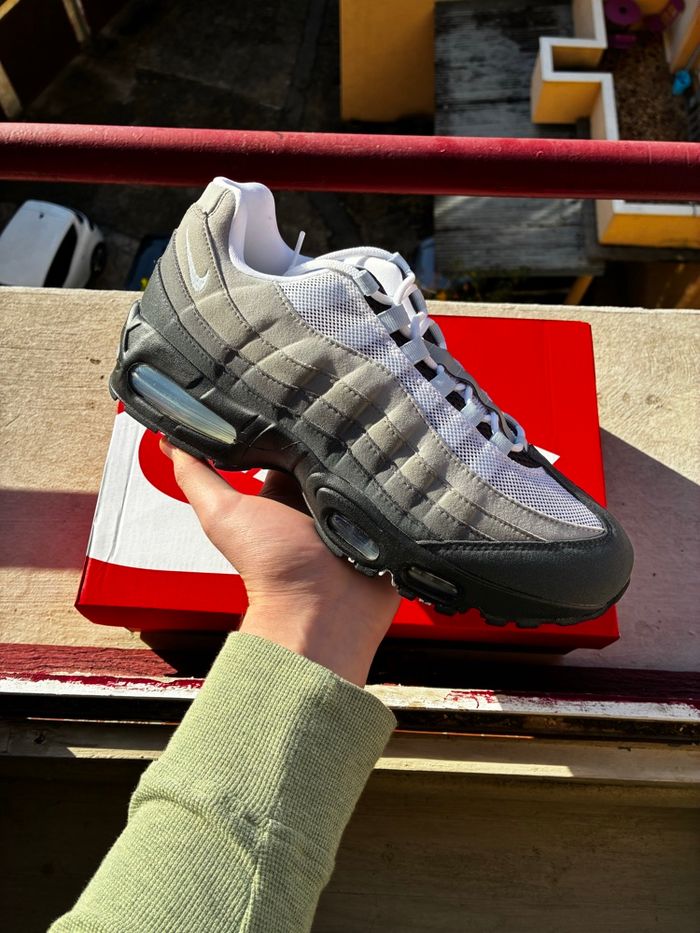 Nike Air Max 95 OG Black/Grey - Taille 44 - Neuves