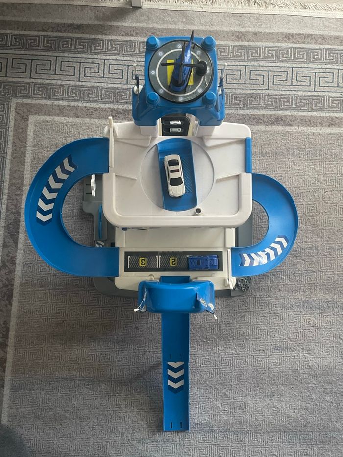 Poste de police - photo numéro 3