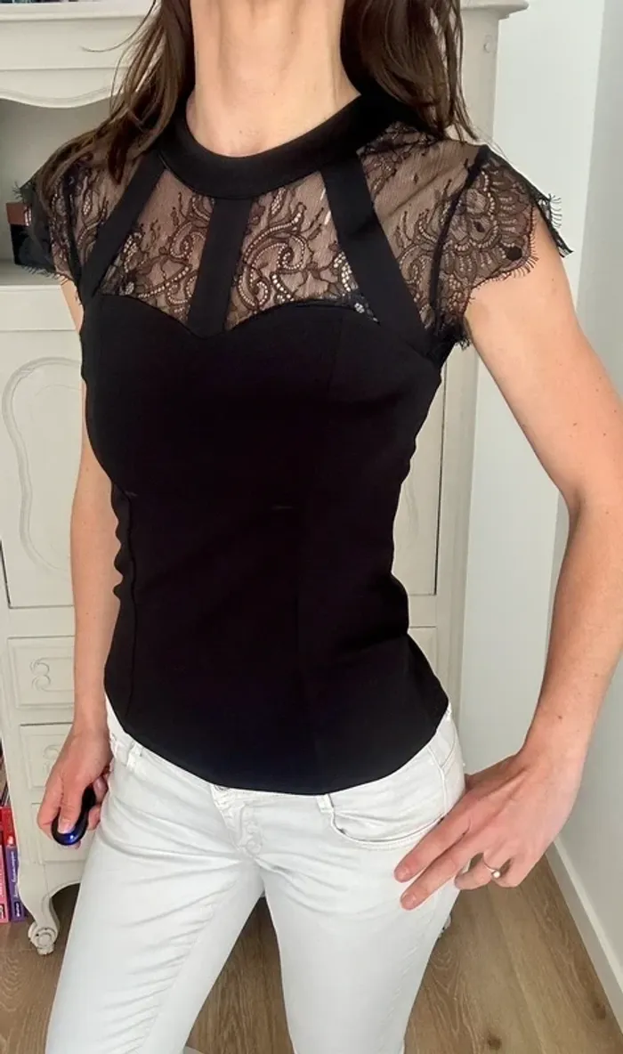 Très beau petit haut, top noir dentelle Morgan taille 34 , XS , 0 - photo numéro 5