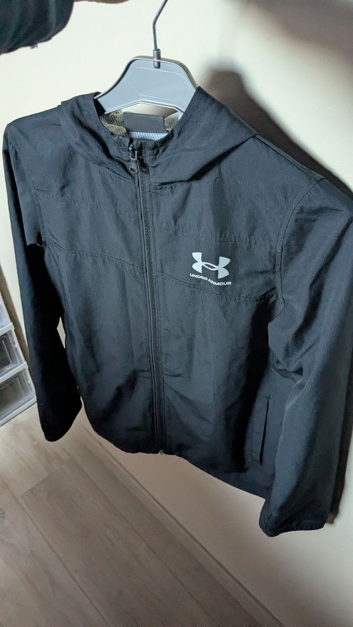 Coupe-vent under armour garçon neuf - photo numéro 5