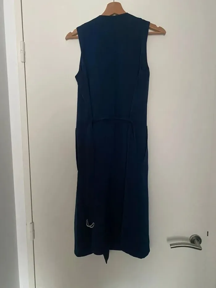 Ensemble robe + boléro bleu marine Karl Lagerfeld comme neuf taille 36 - photo numéro 12