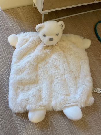 Doudou plat très doux kaloo