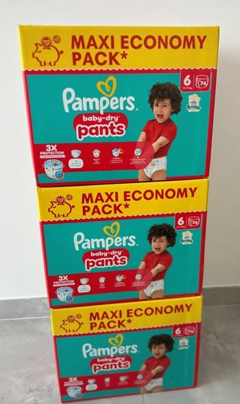 3 cartons de couches Pampers pants taille 6