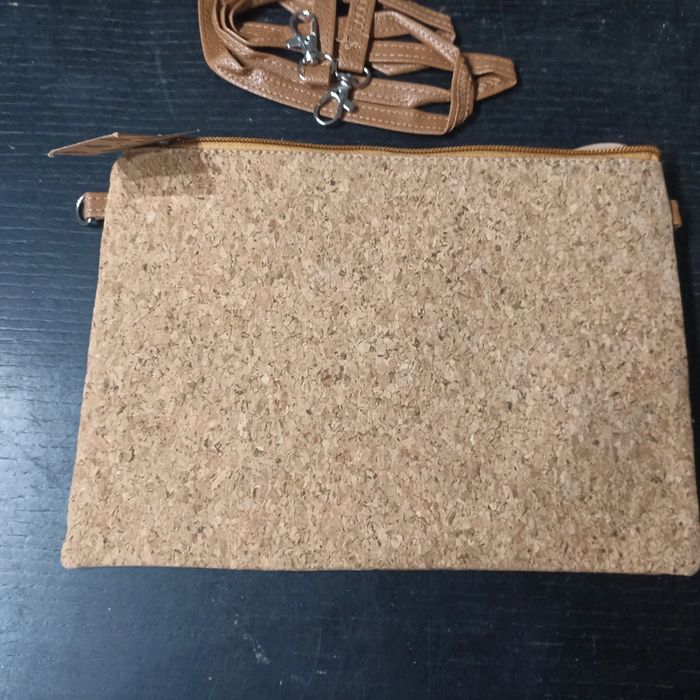 Pochette avec bandoulière - photo numéro 2