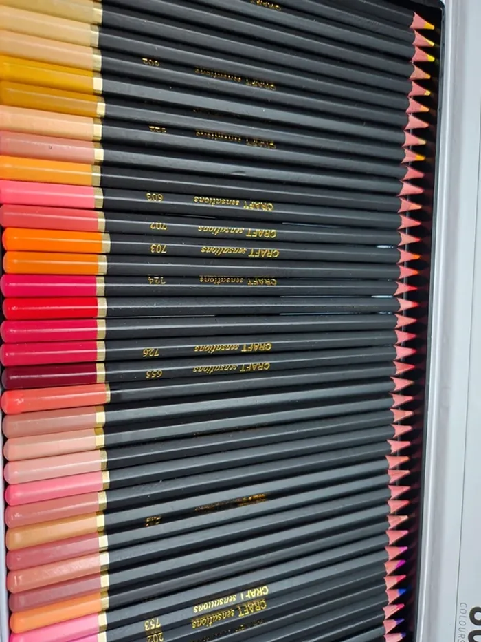 Crayon de couleur - photo numéro 2