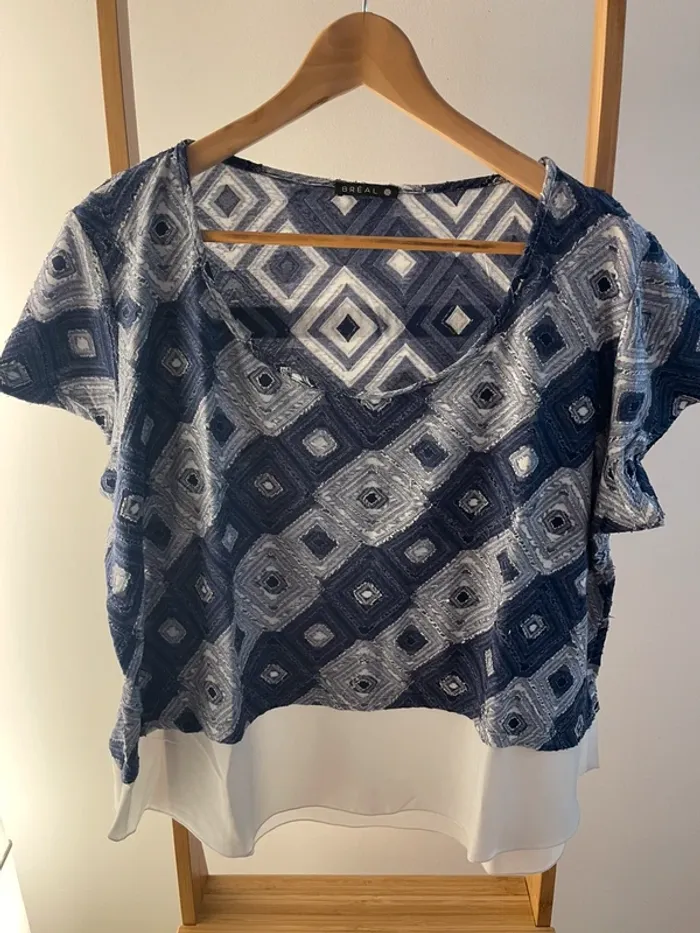 Tee-shirt bleu et blanc Bréal