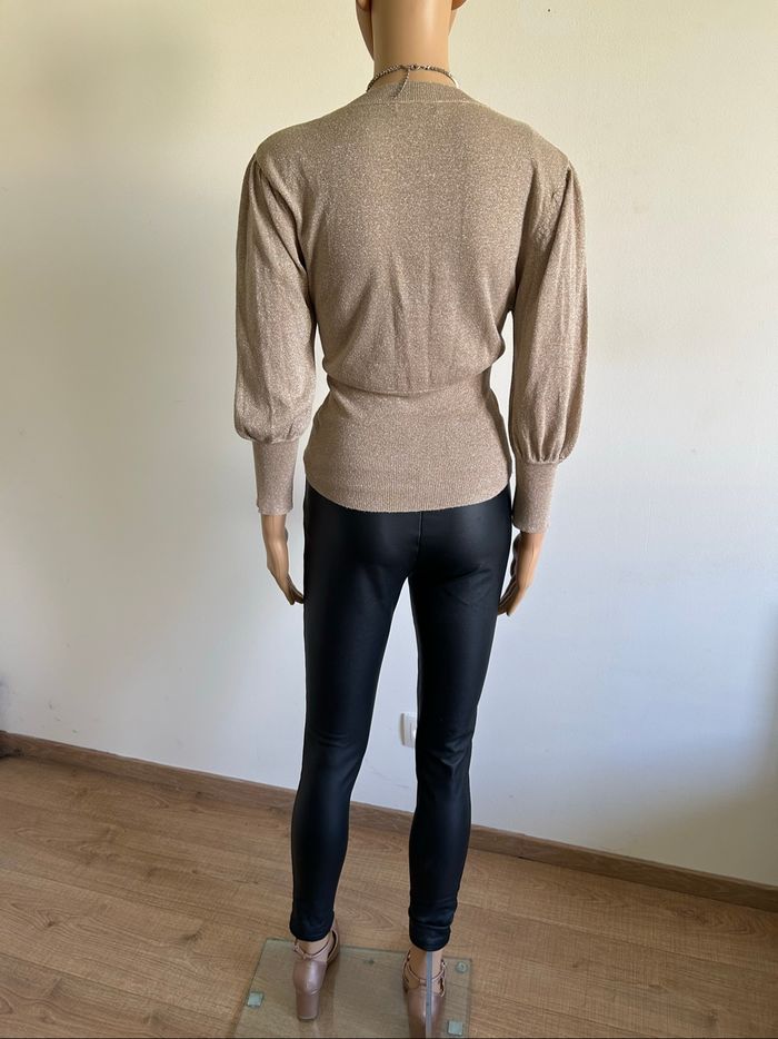 Pull doré pailleté à manches longues Caroll taille 40 excellent état (taille petit) - photo numéro 6