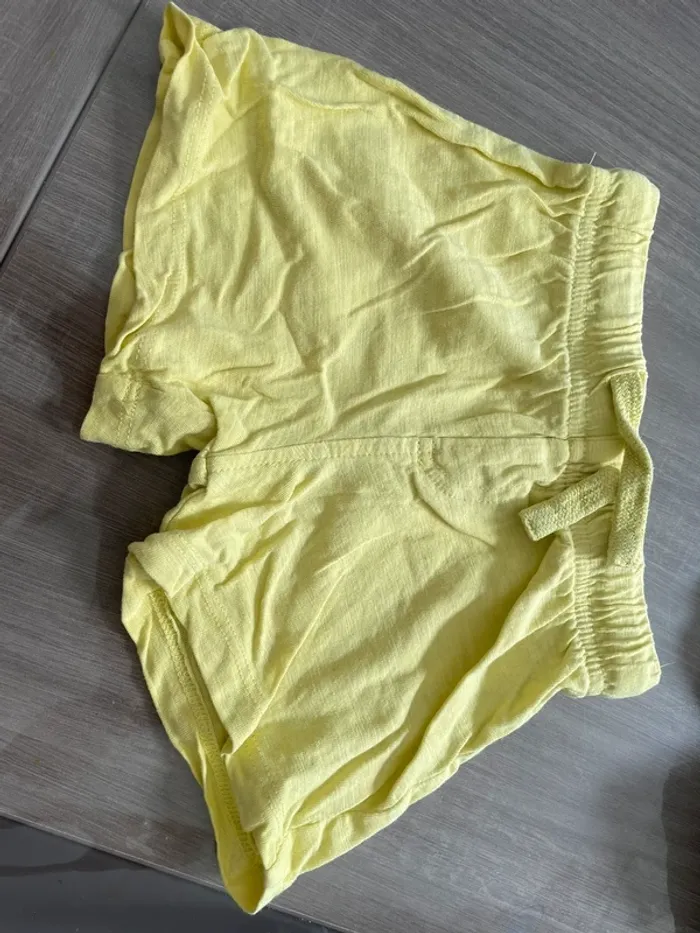 Lot short 6 mois - photo numéro 4