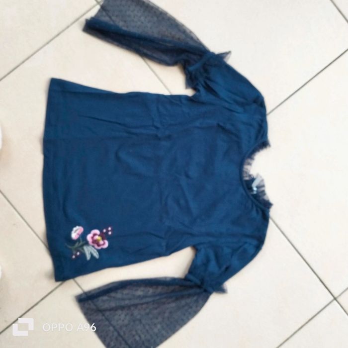 Tee shirt dentelle