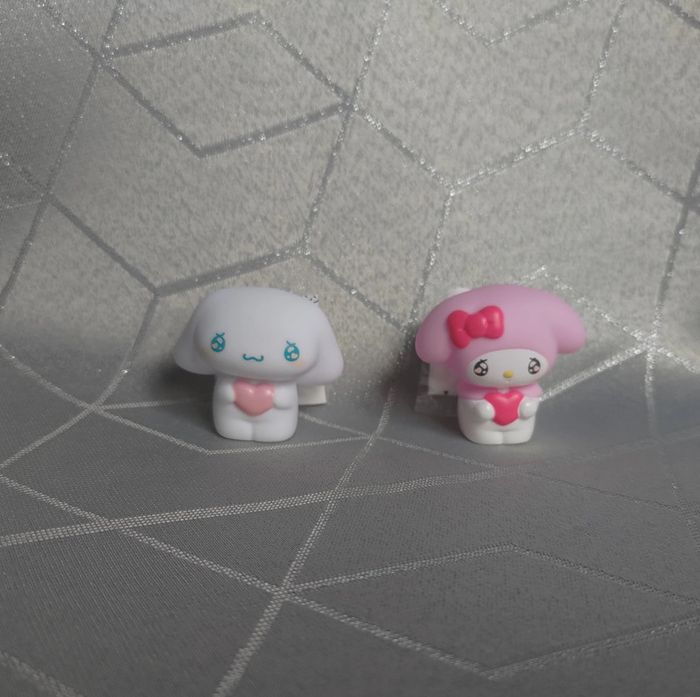 Lot de 2 figurines Sanrio - My Melody & Cinnamoroll