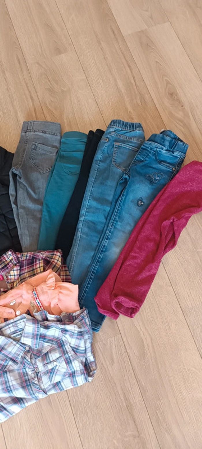 Lot vêtements 4ans - photo numéro 2