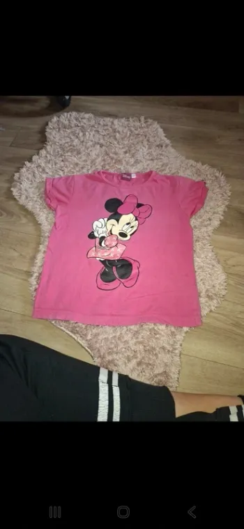 T-shirt minnie 8 ans