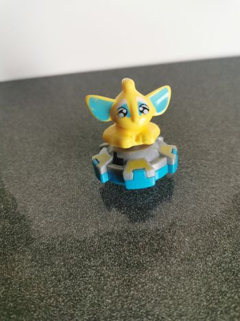 Figurine Kinder Alien dans le vaisseau