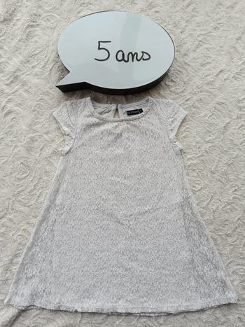 Robe de fête anniversaire mariage Noël baptême Fille 5 ans broderie fleurs In Extenso