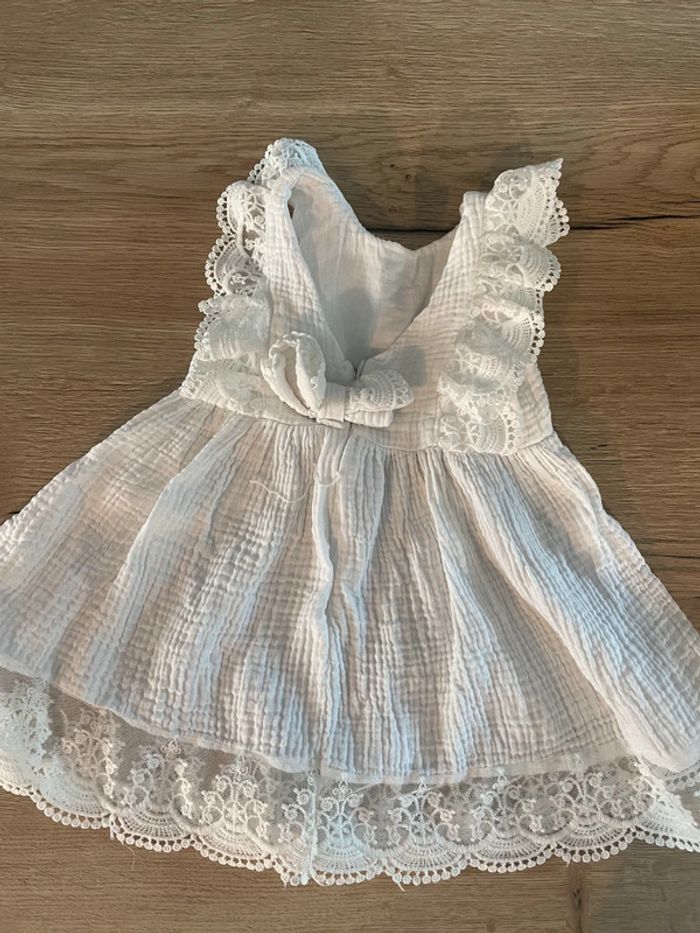 Robe blanche dentelle 6 mois