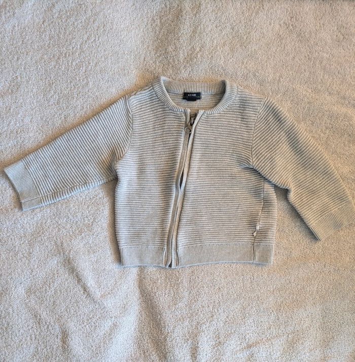 Lot vêtements Gilet - Pull - Veste et Pantalons - photo numéro 2