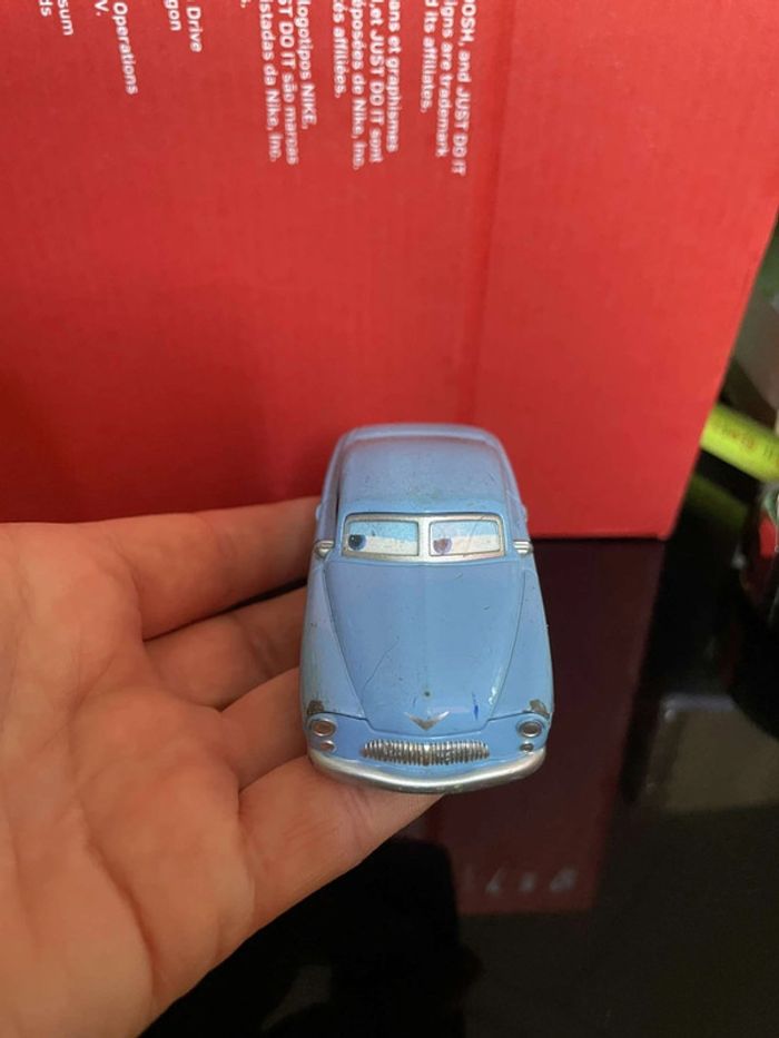 Voiture Cars Milton Calypeer Yeux Lenticulaire Disney Pixar - photo numéro 3