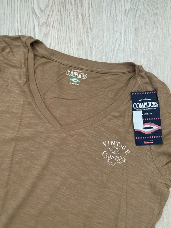 Tee shirt T-shirt Complices taille 46 mais plus 44 Neuf - photo numéro 2